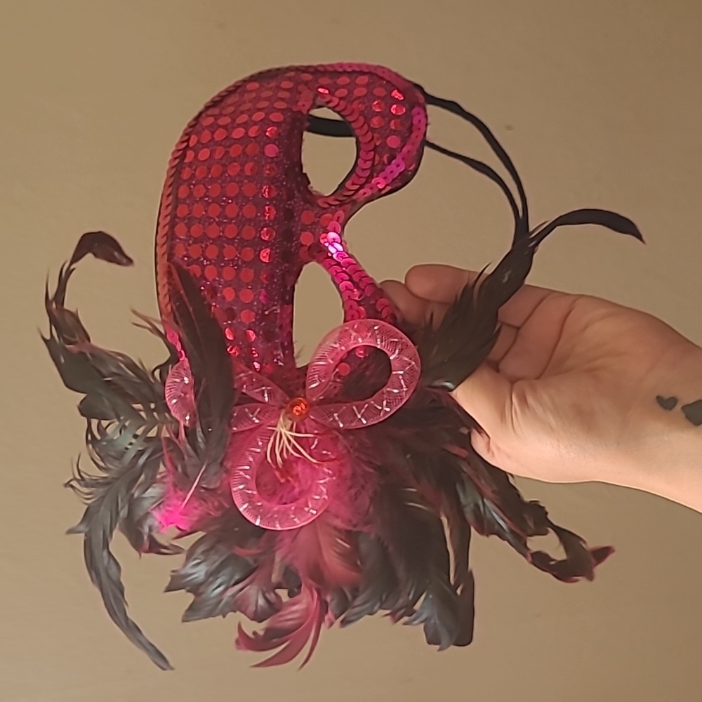 Masquerade mask